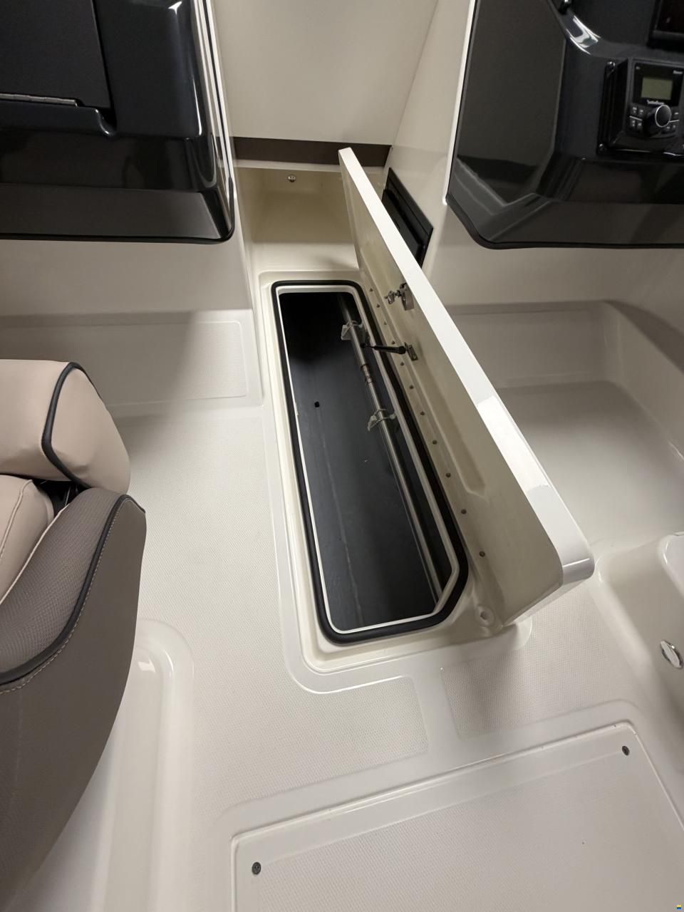 Bayliner V20