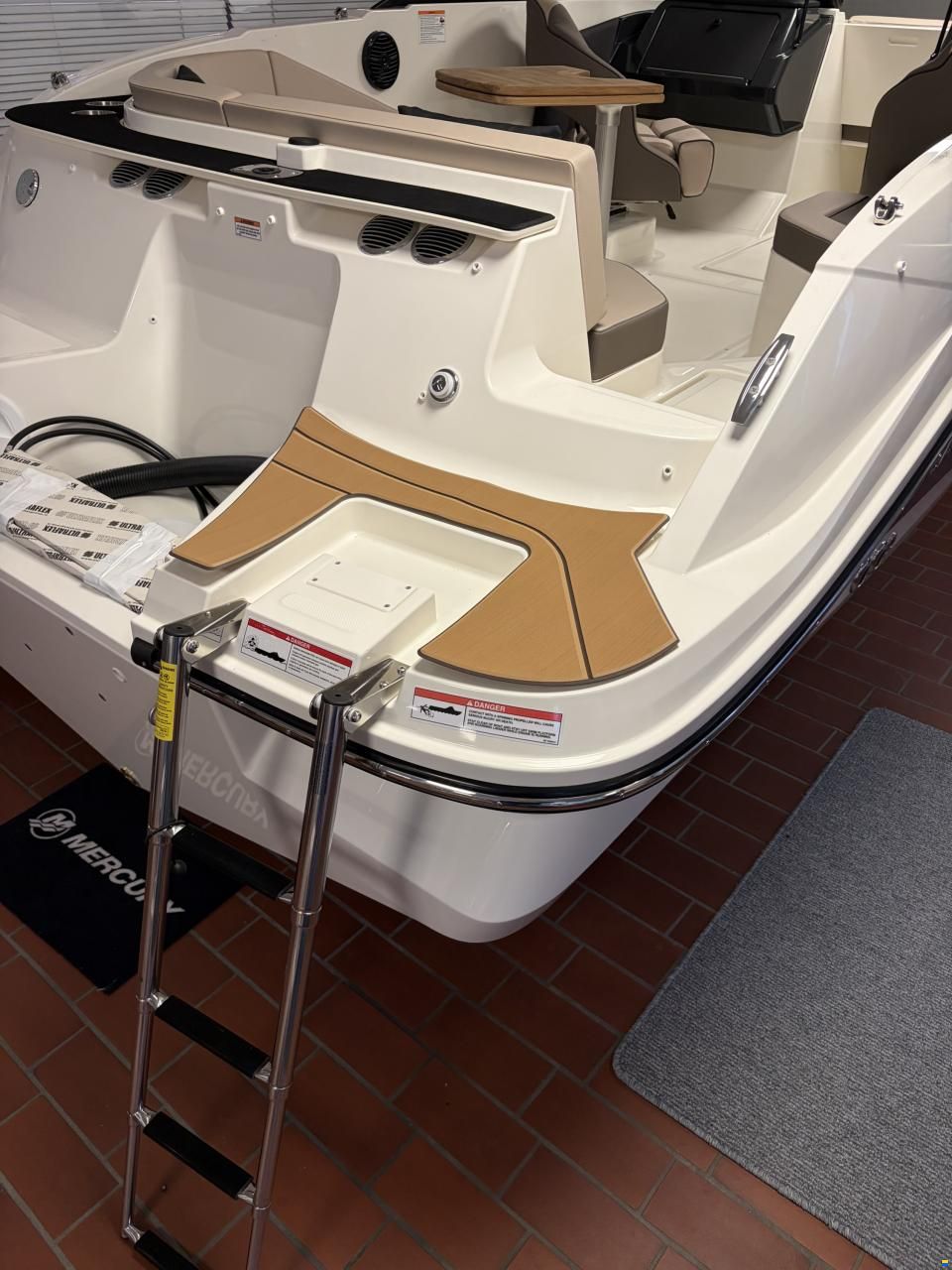 Bayliner V20