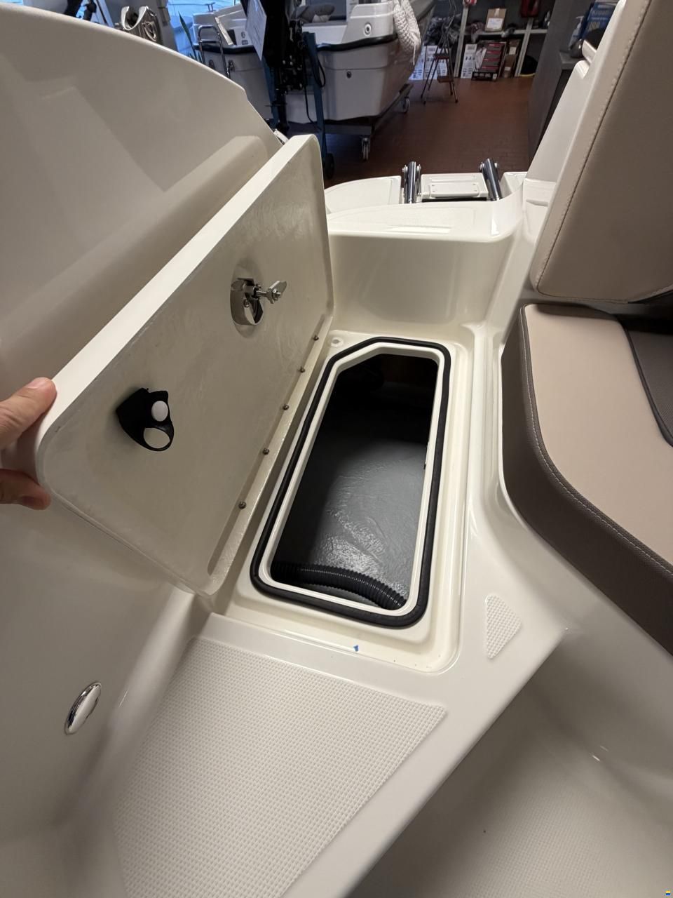 Bayliner V20