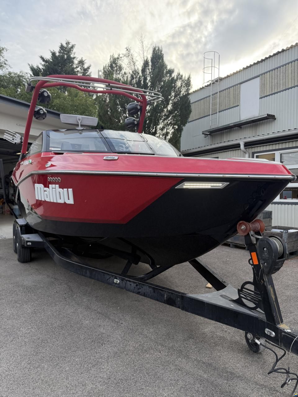 Malibu 25LSV
