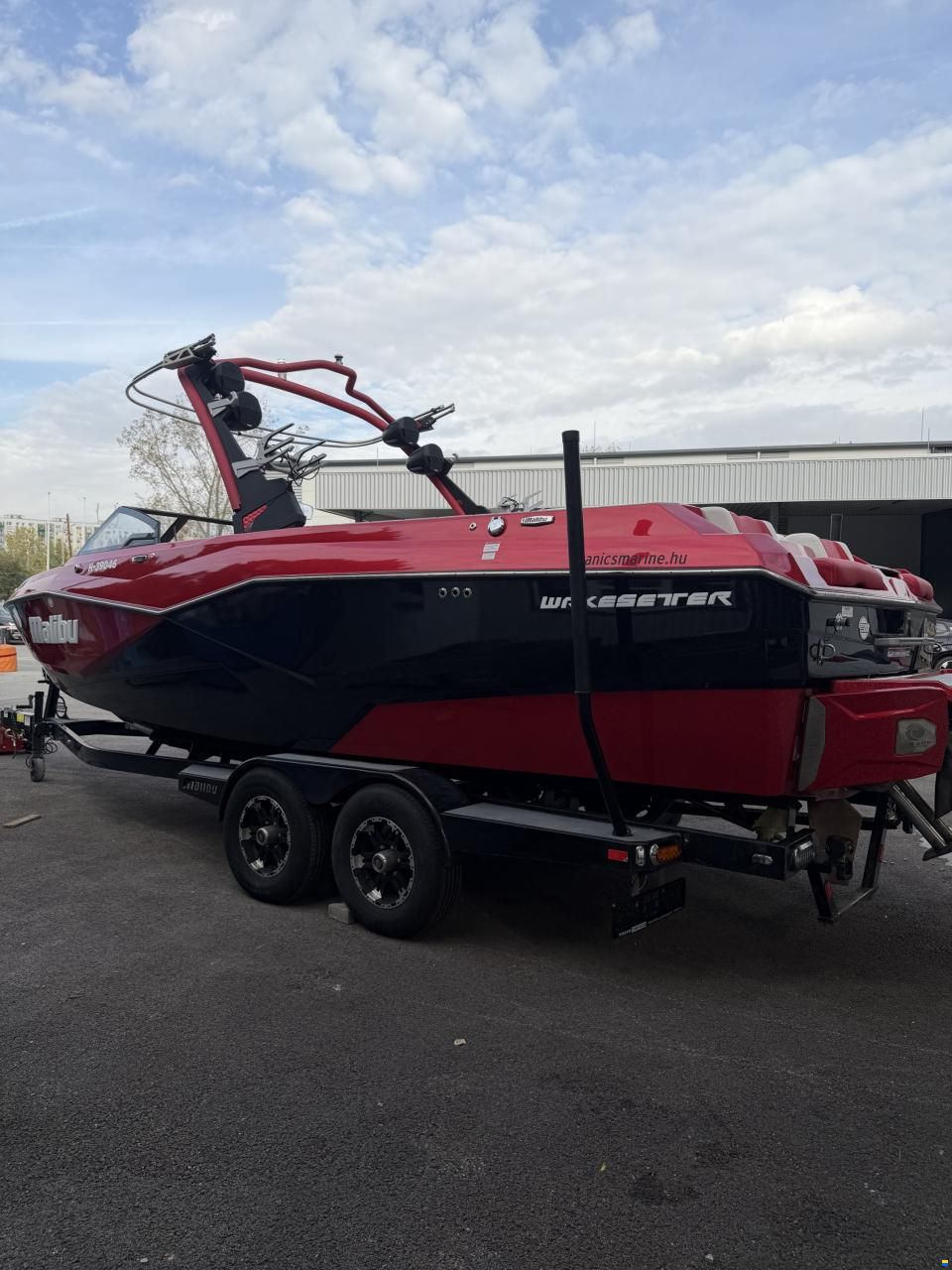 Malibu 25LSV