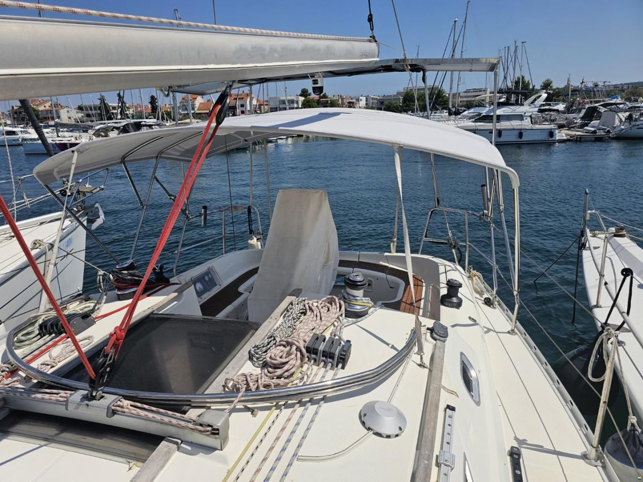 Jeanneau Sun Odyssey 37.2