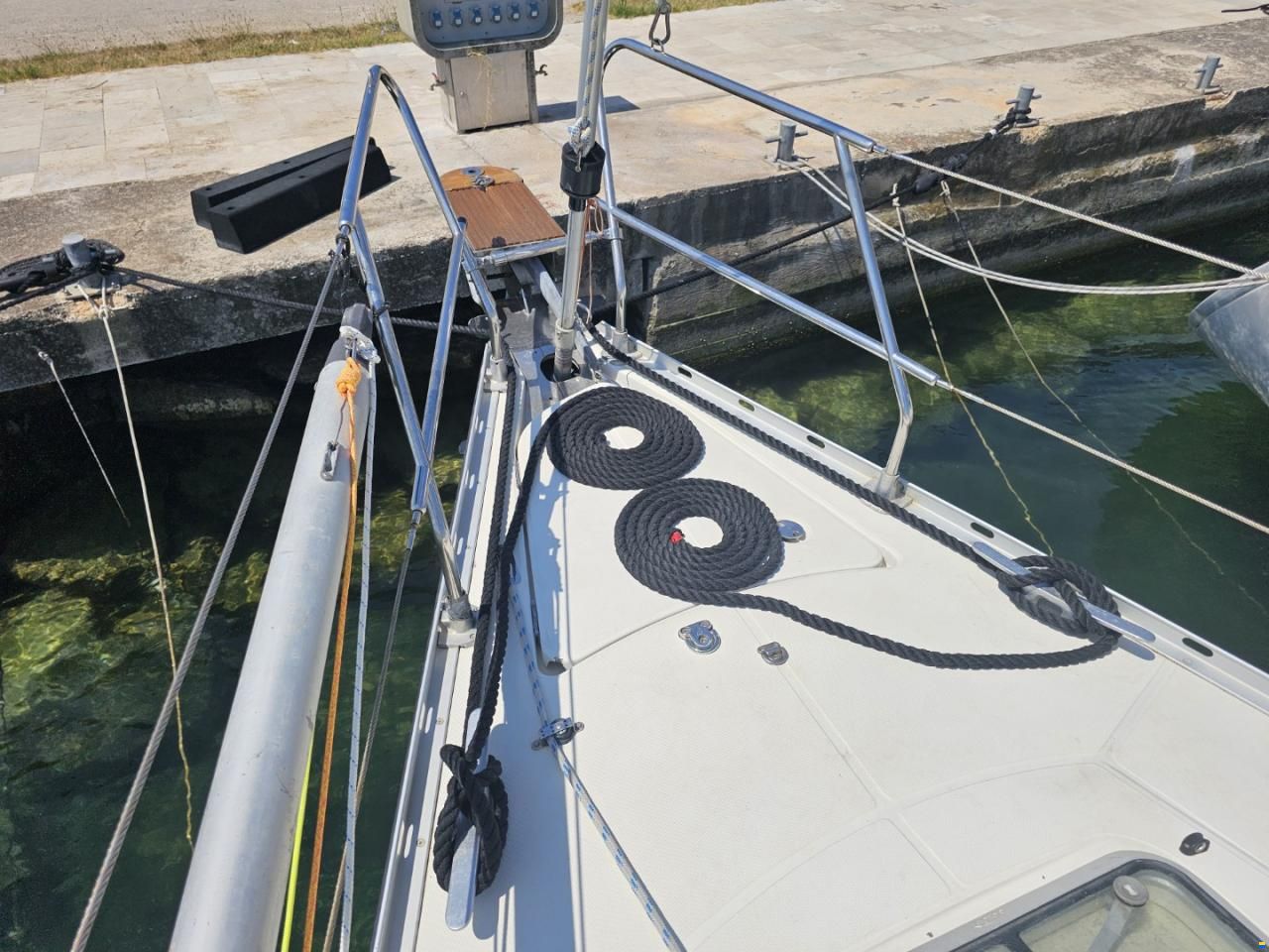 Jeanneau Sun Odyssey 37.2