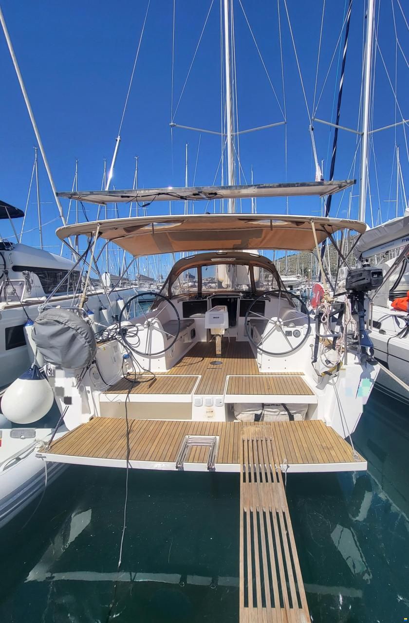 Dufour 382 GRAND LARGE