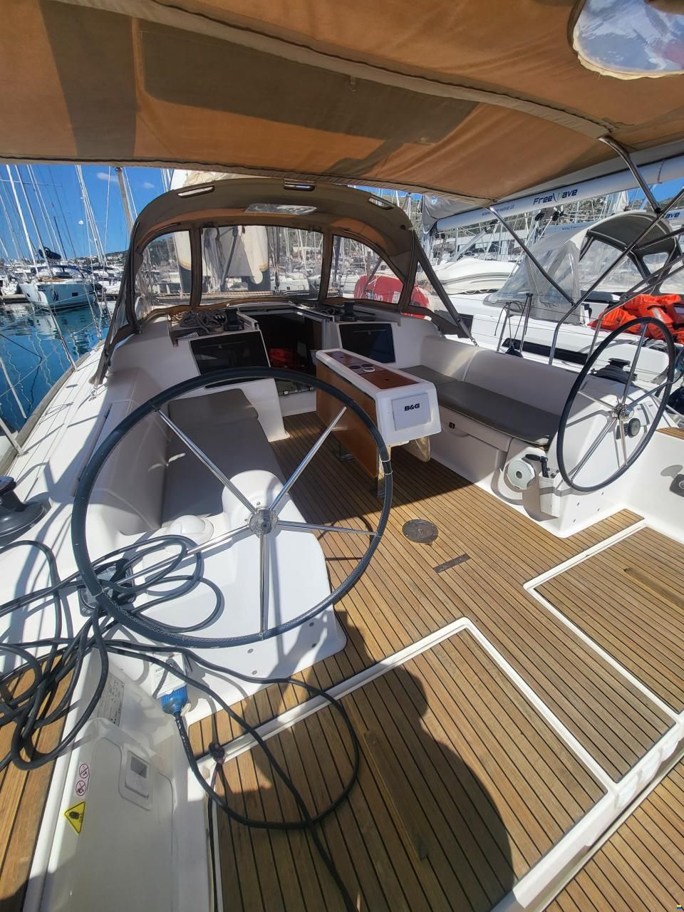 Dufour 382 GRAND LARGE