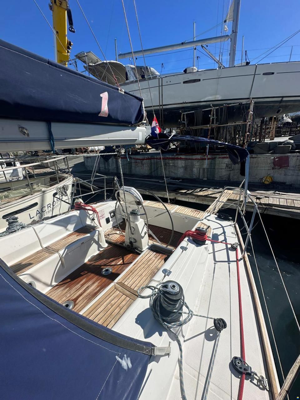 Salona 45