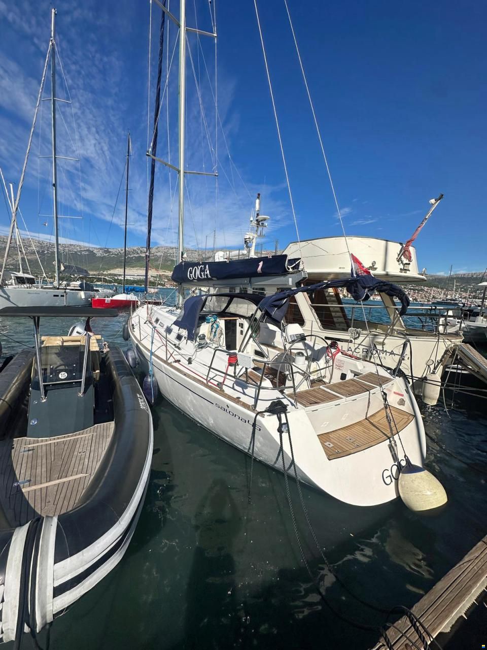 Salona 45