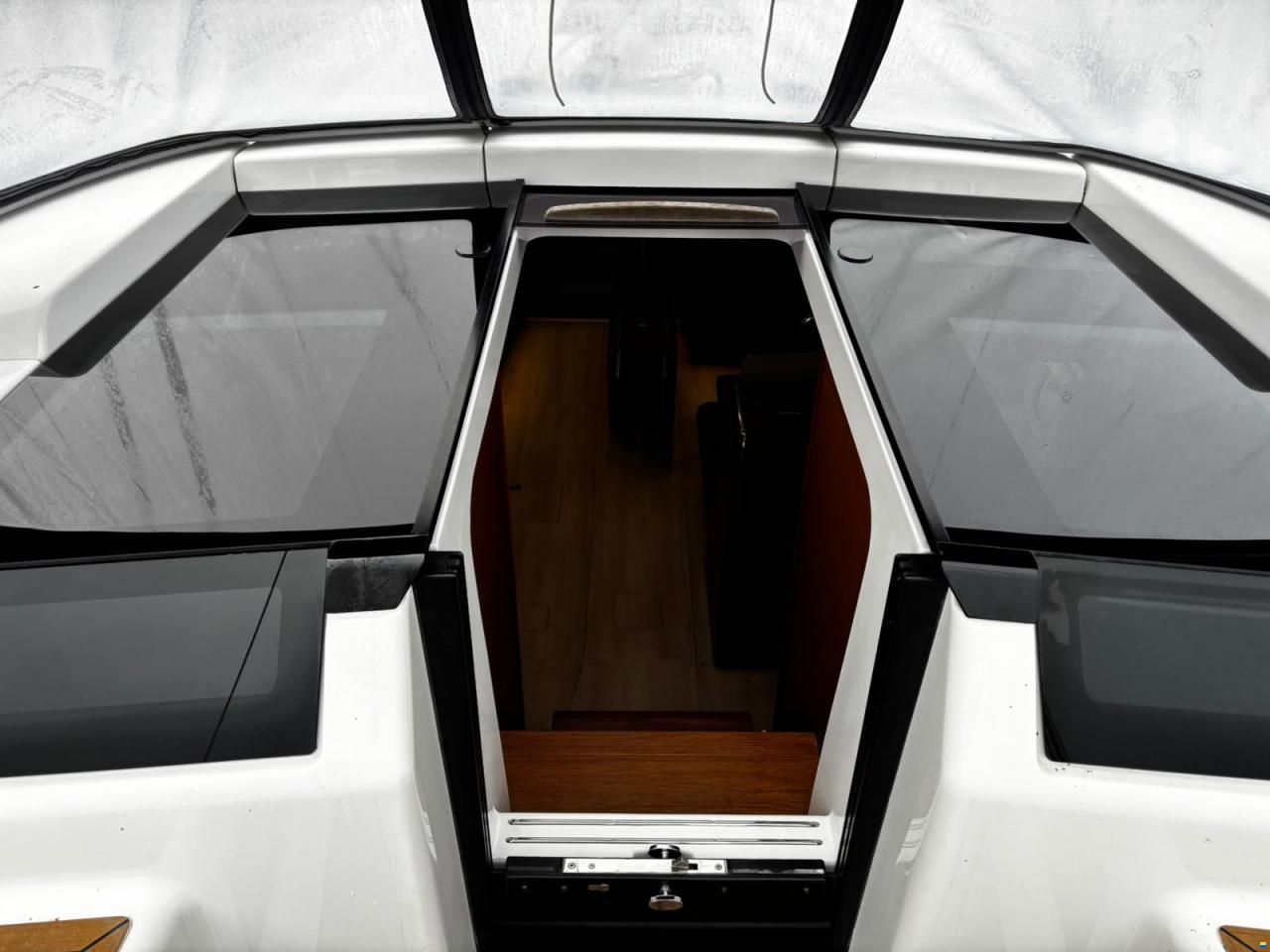 Hanse 418