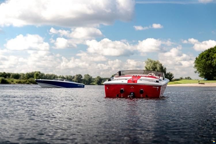Donzi Classic 22