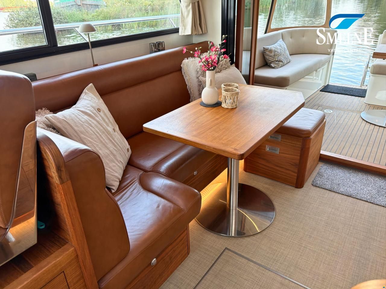 Vedette 39 Salon Comfort Line