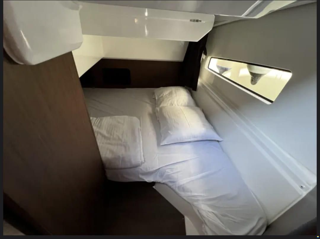 Beneteau Antares 9 OB