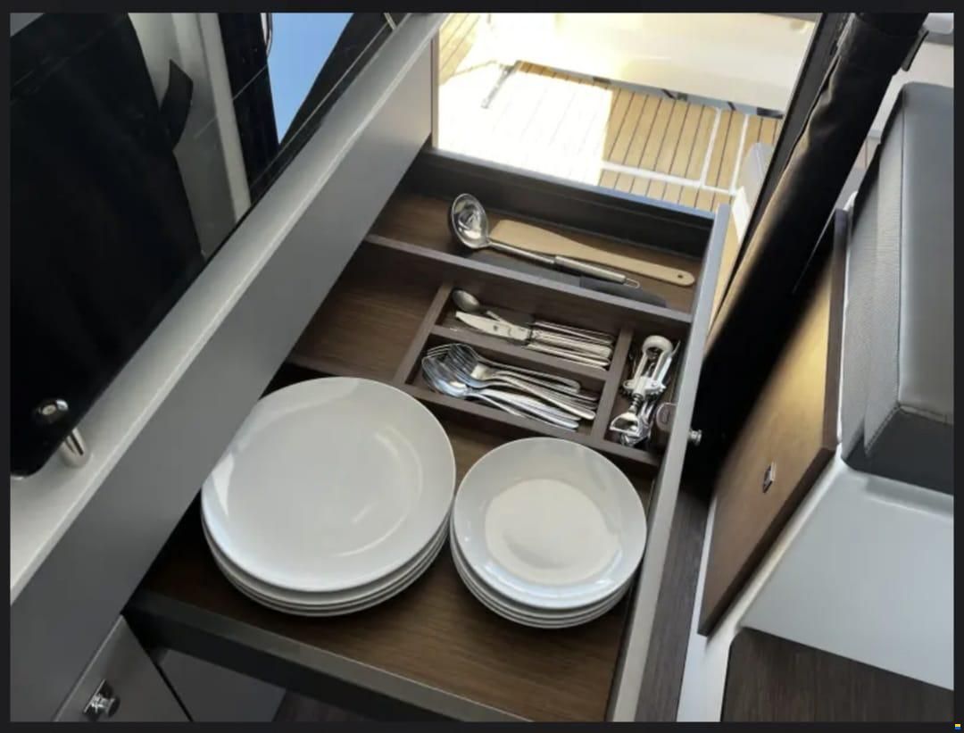Beneteau Antares 9 OB