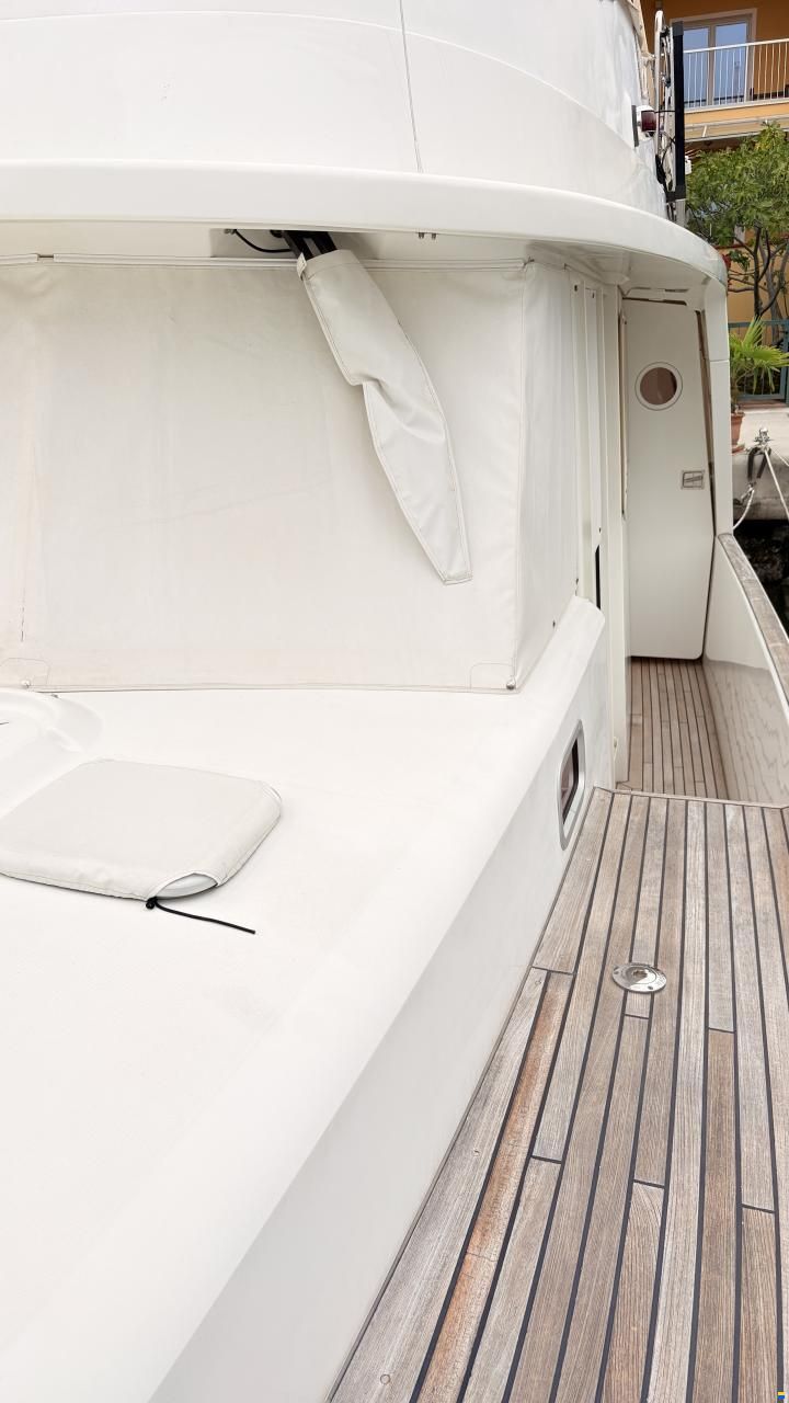 Beneteau Swift Trawler 42