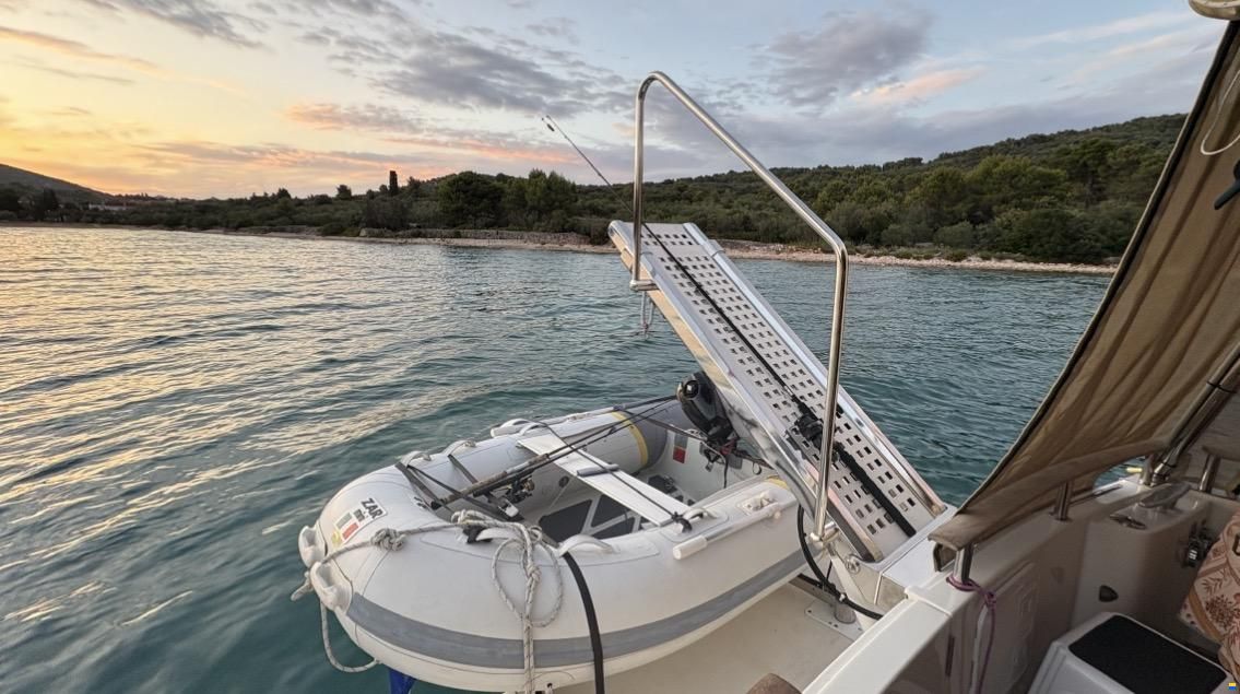Beneteau Swift Trawler 42
