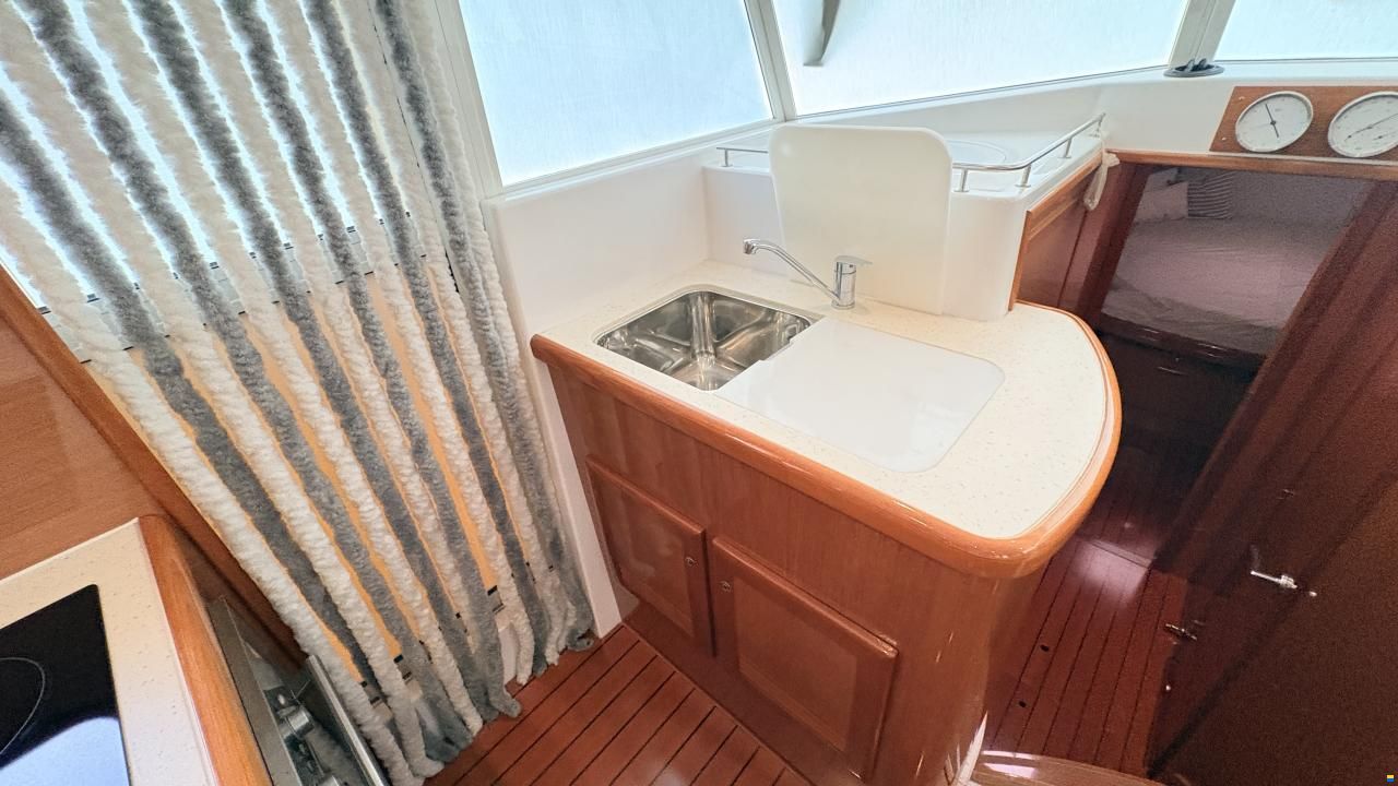 Beneteau Swift Trawler 42