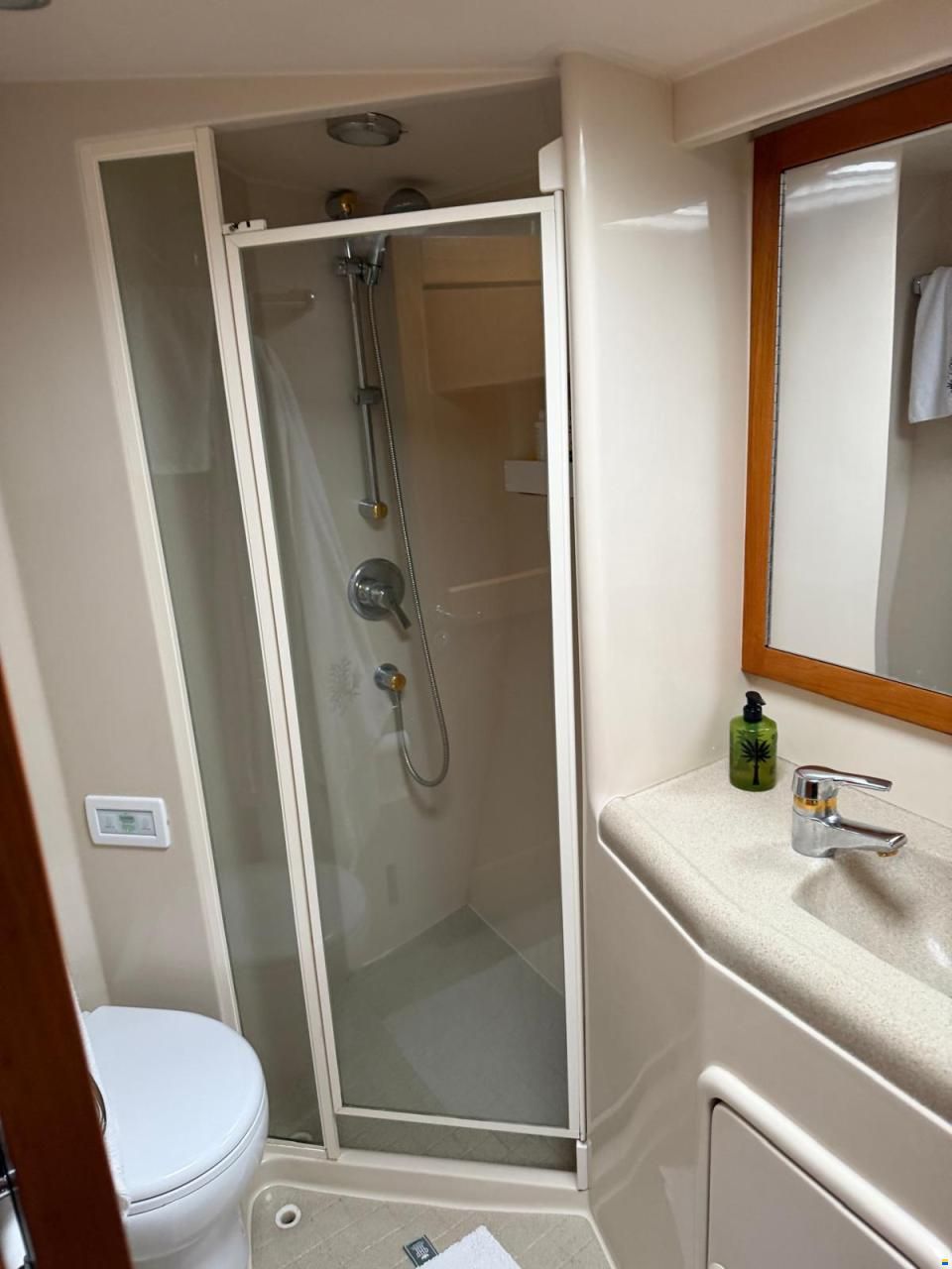 Riviera Marine 43