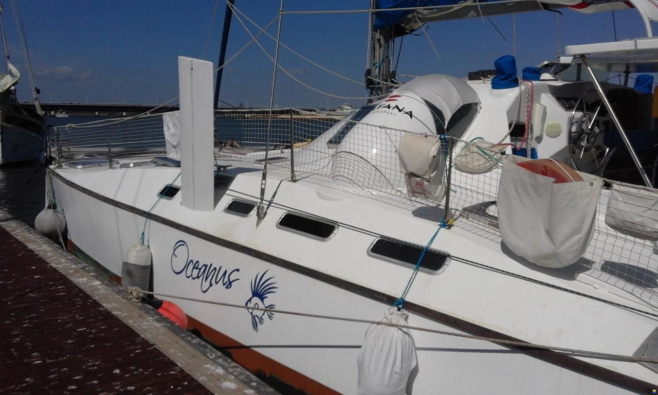 Catana 40C - 44