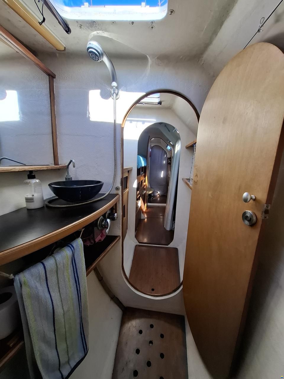 Catana 40C - 44