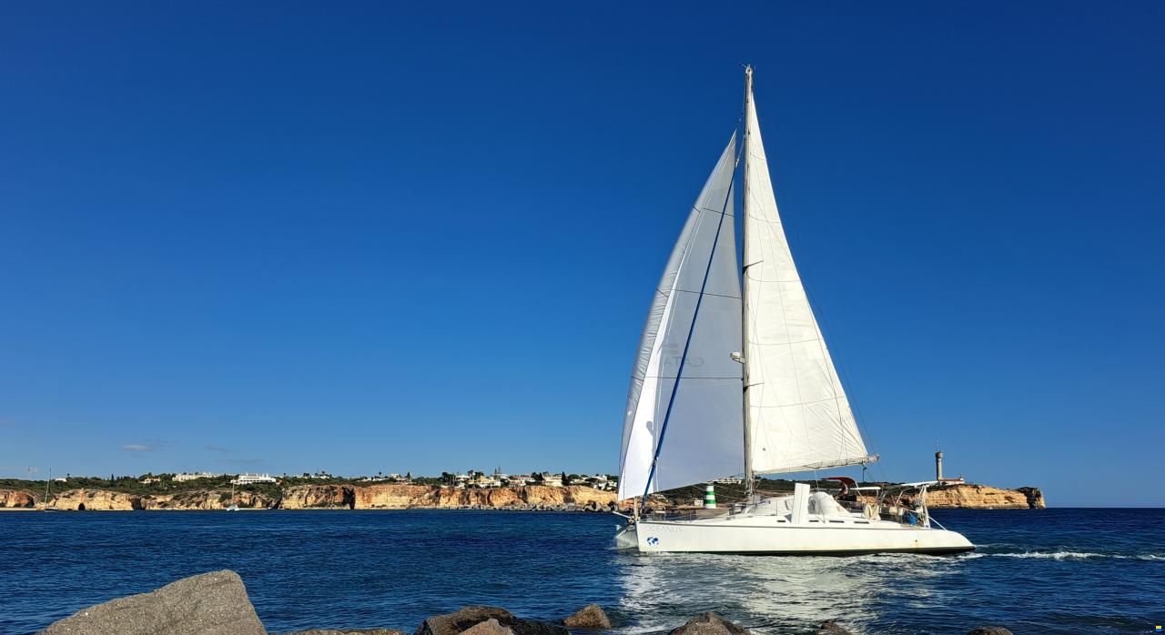 Catana 40C - 44