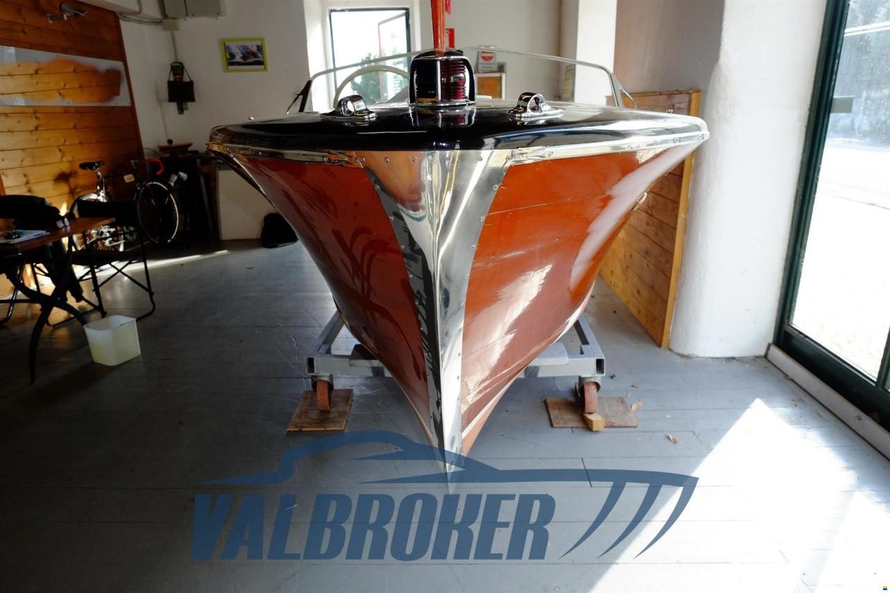 Chris Craft wood