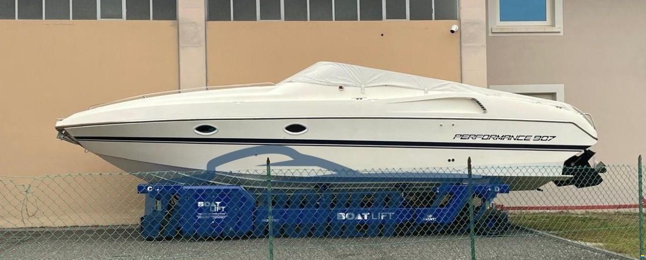 Performance Marine 907 Performance