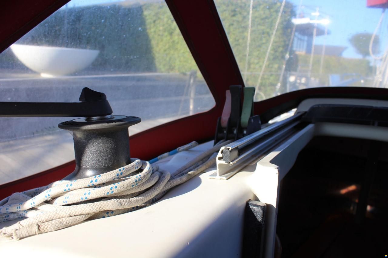 Dehler 28