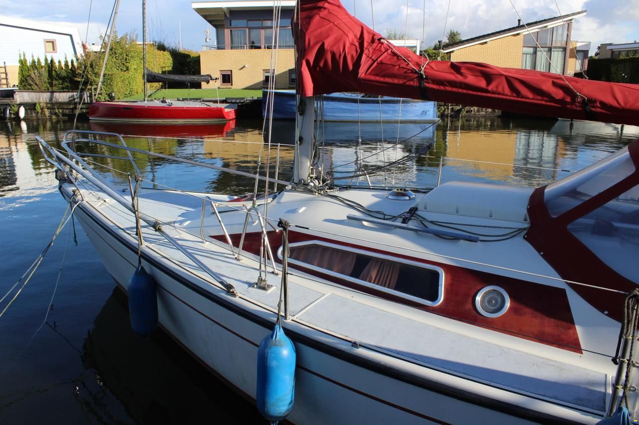 Dehler 28