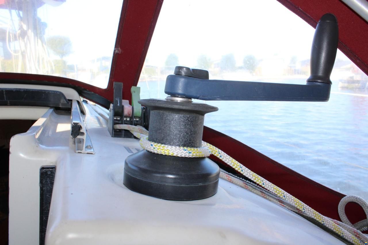 Dehler 28