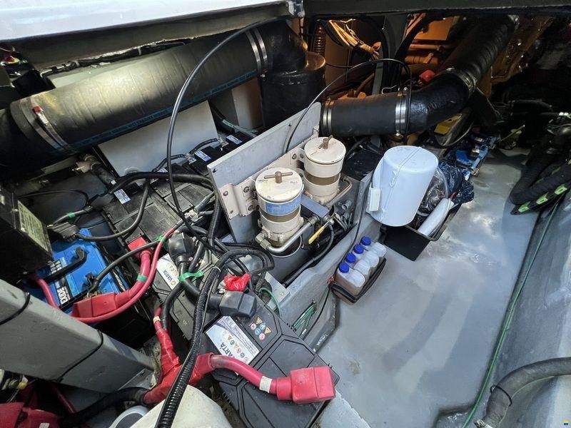 Sea Ray 400 Sedan Bridge