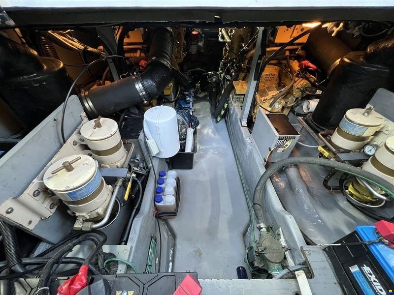 Sea Ray 400 Sedan Bridge