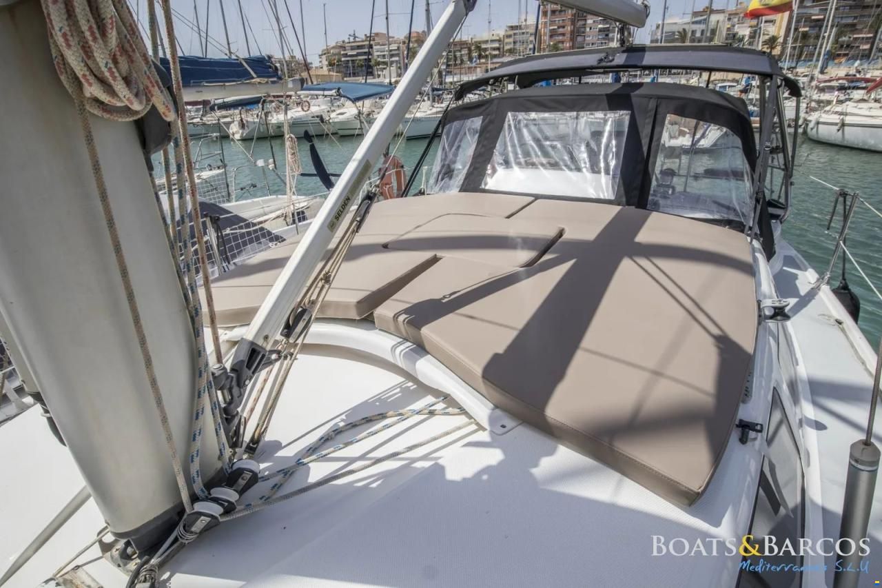 Hunter 340