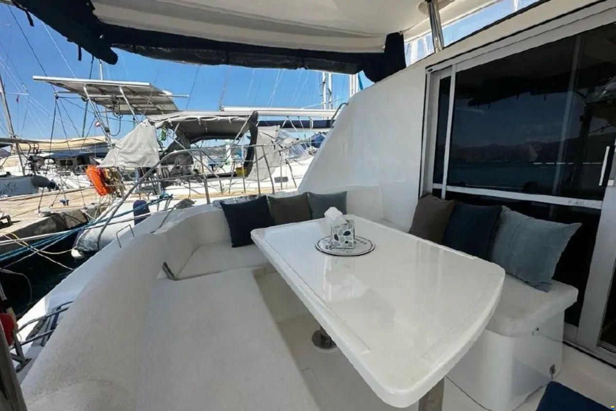 Leopard 38