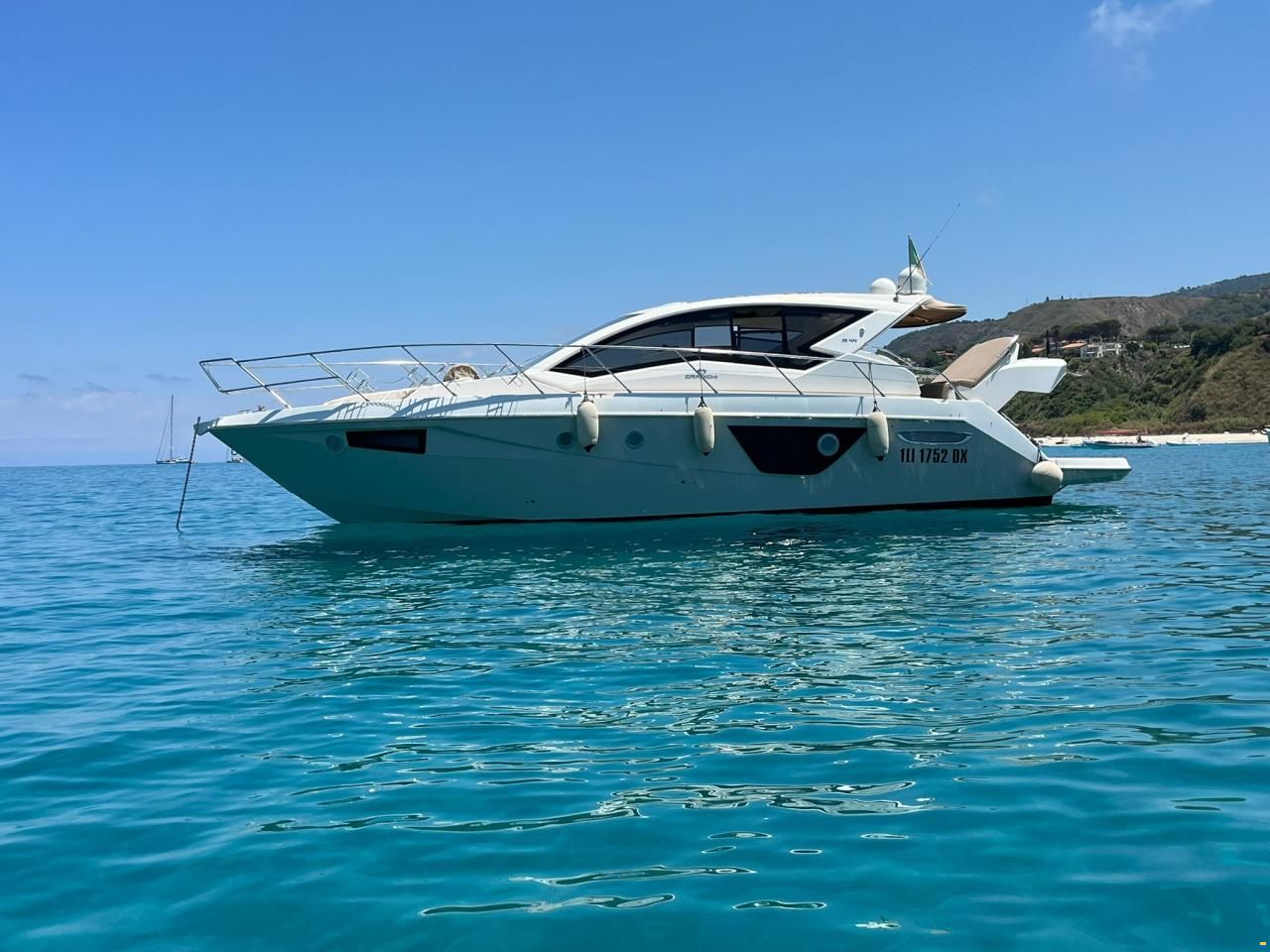 Cranchi M44 Hard Top