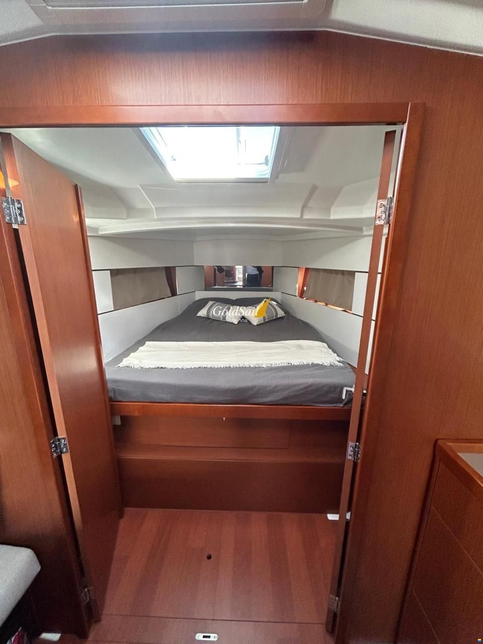 Beneteau Oceanis 38.1