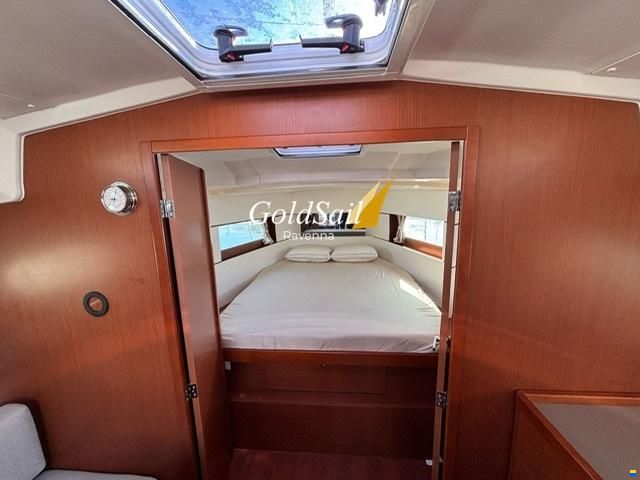 Beneteau Oceanis 38.1