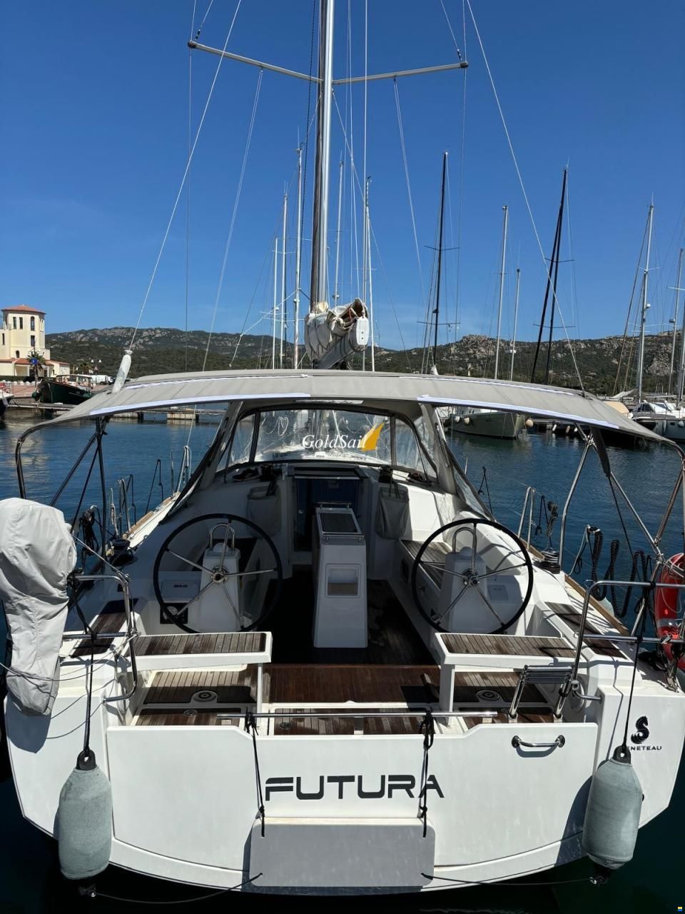 Beneteau Oceanis 38.1