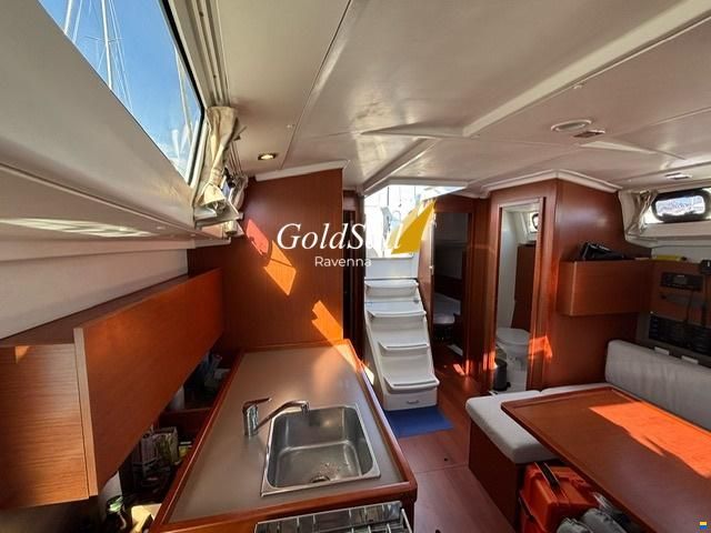 Beneteau Oceanis 38.1