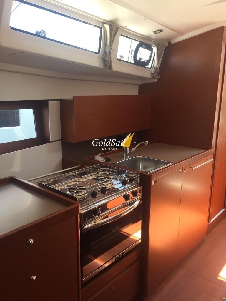 Beneteau Oceanis 38.1