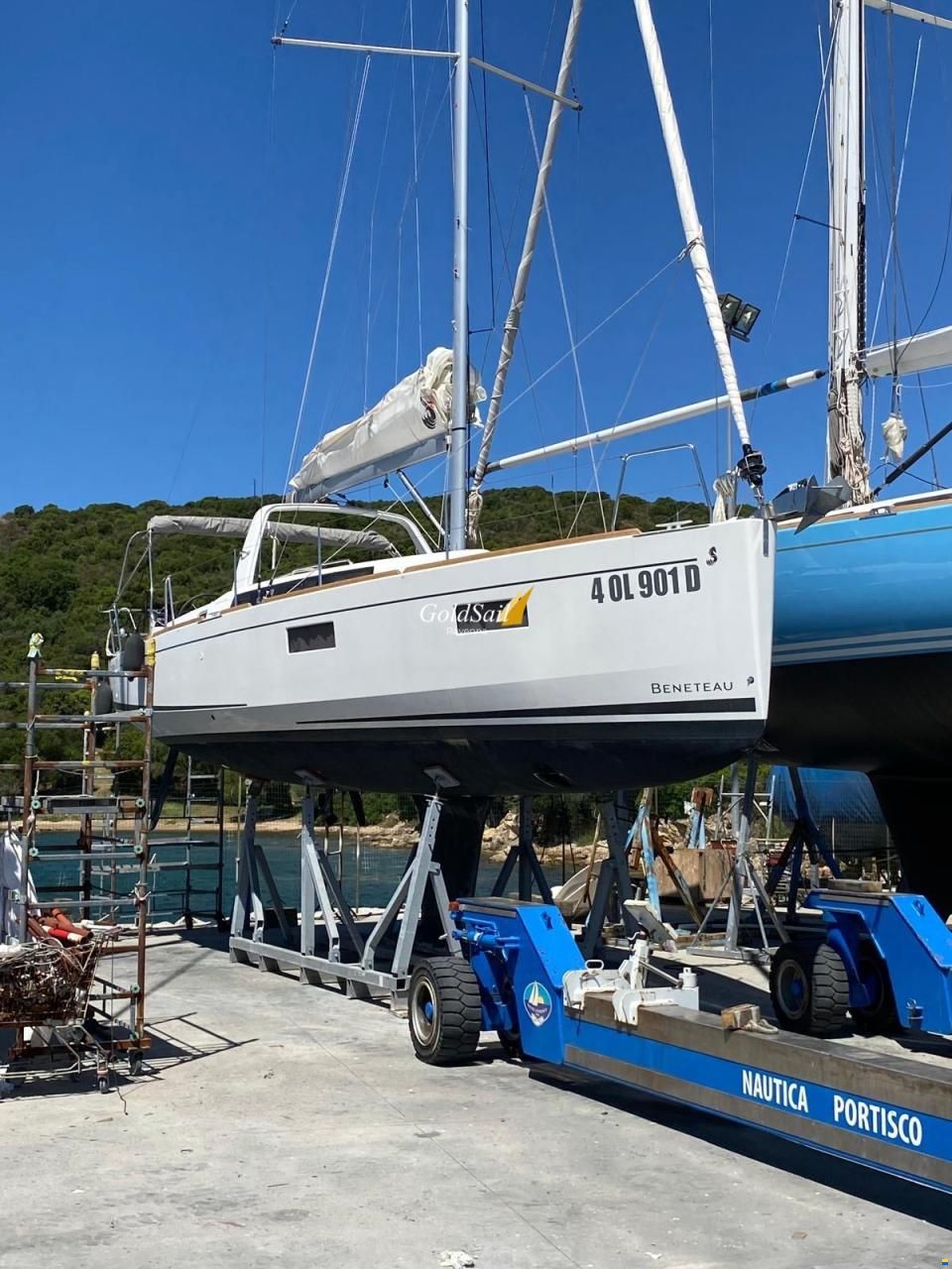 Beneteau Oceanis 38.1