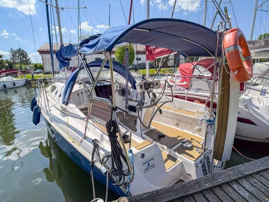 MAXUS 33
