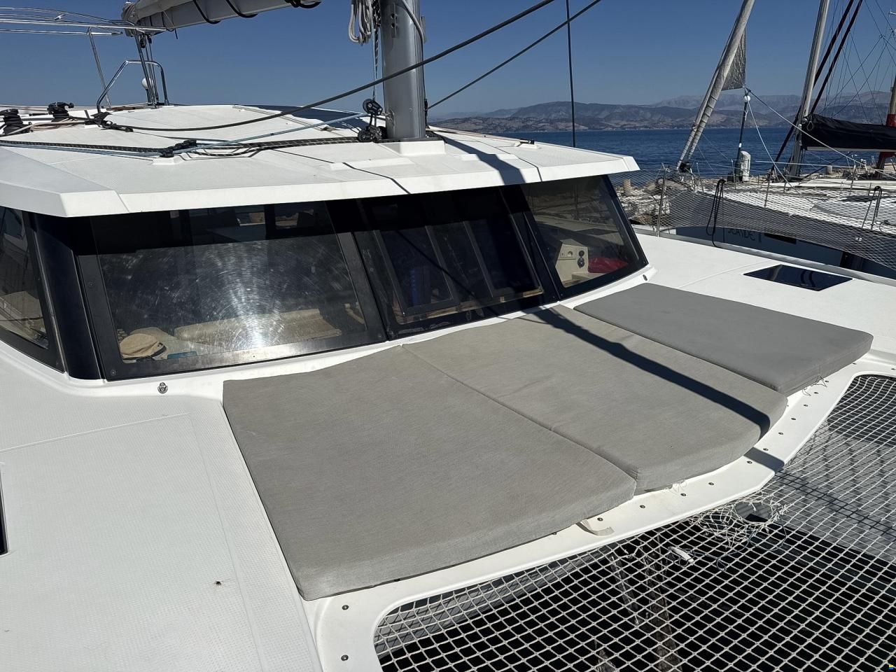 Fountaine Pajot Lucia 40