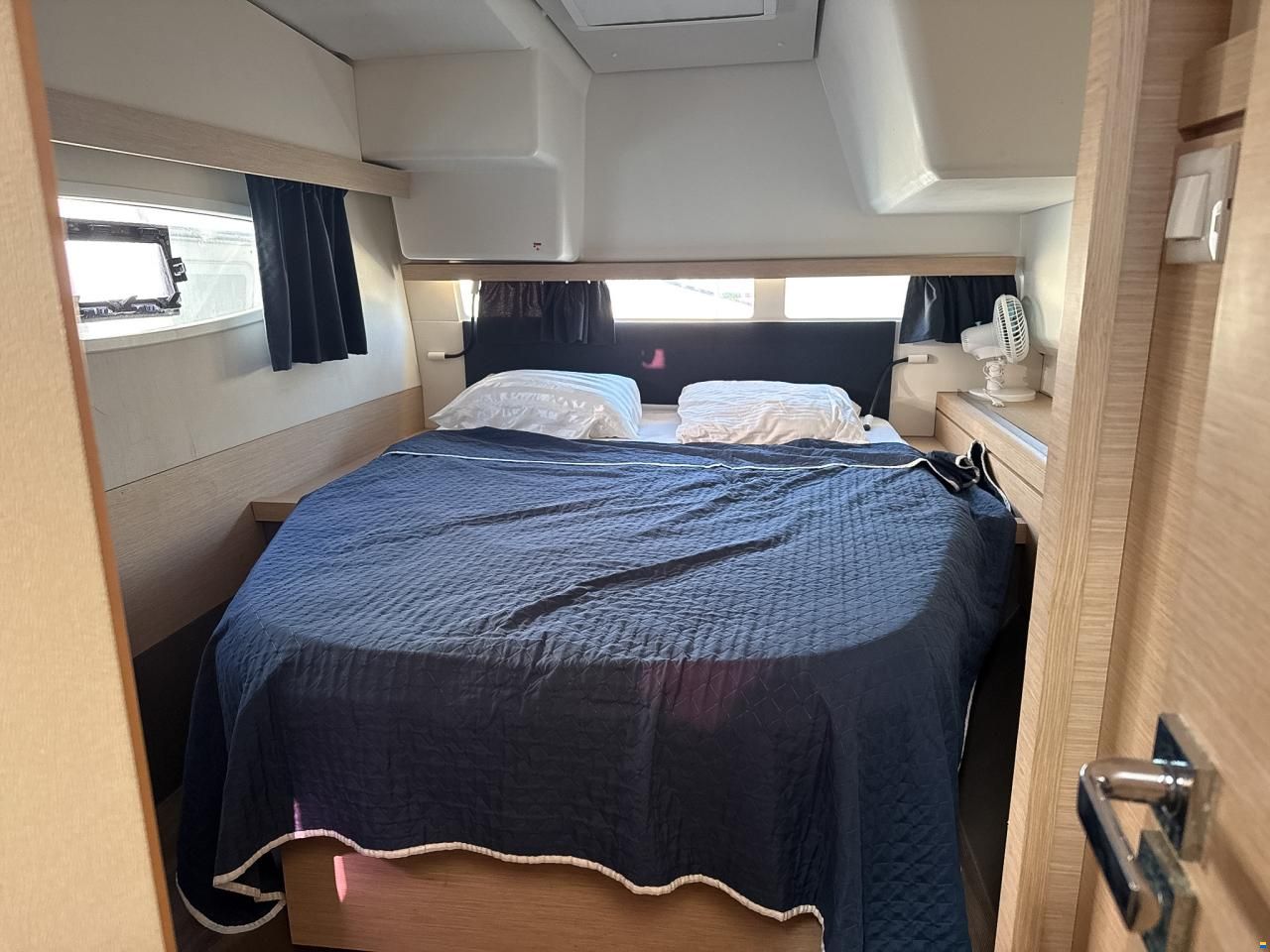 Fountaine Pajot Lucia 40