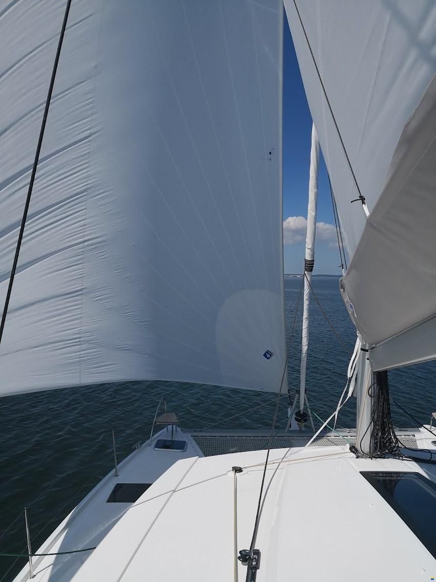 Fountaine Pajot Lucia 40