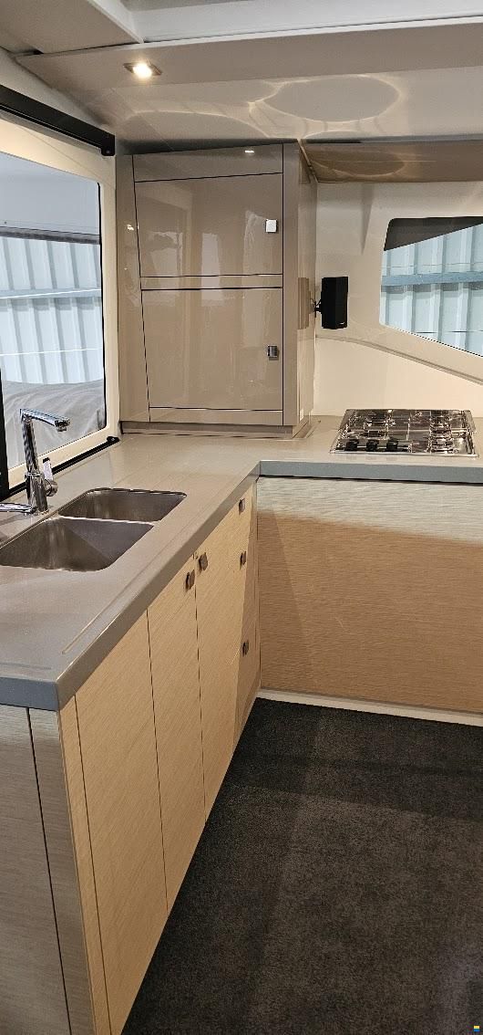 Fountaine Pajot Lucia 40