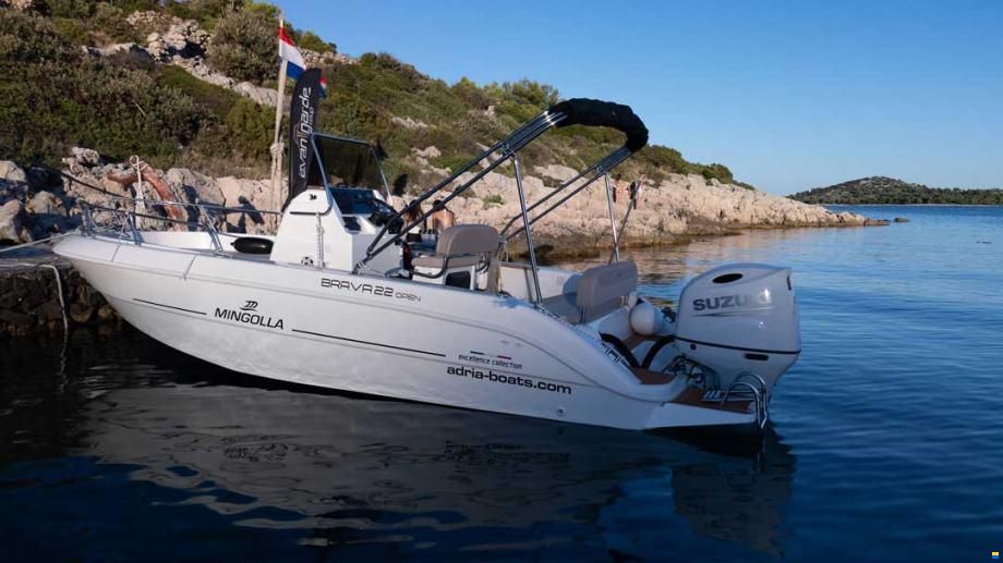 Mingolla Brava 22 Open
