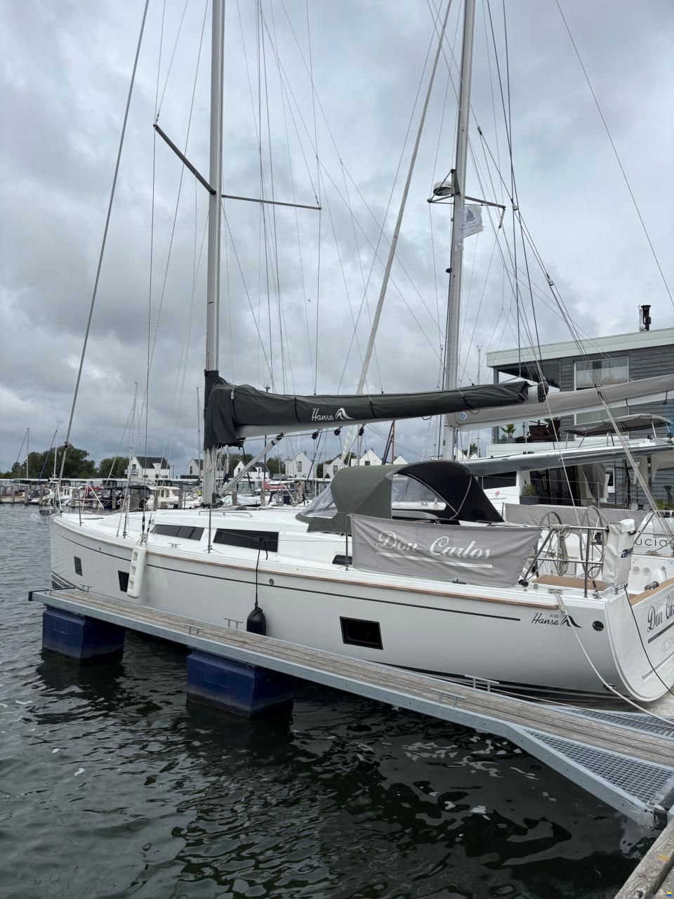 Hanse 418