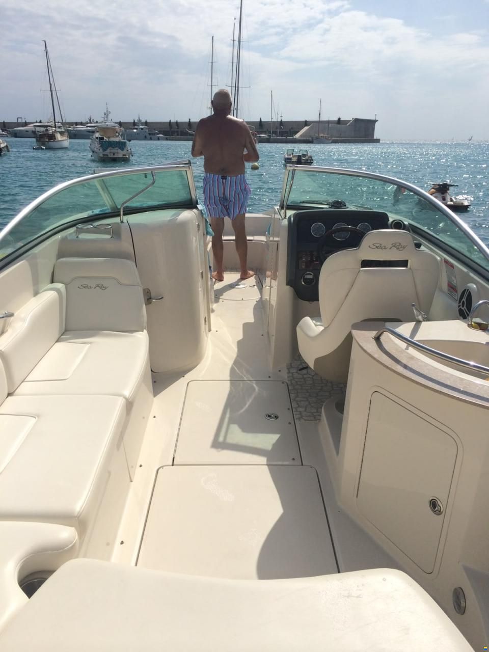 Sea Ray 260 Sundeck