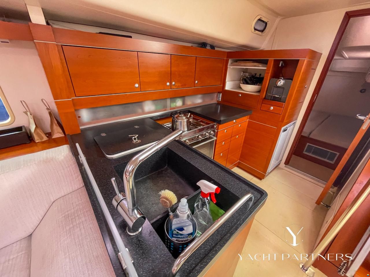 Hanse 545
