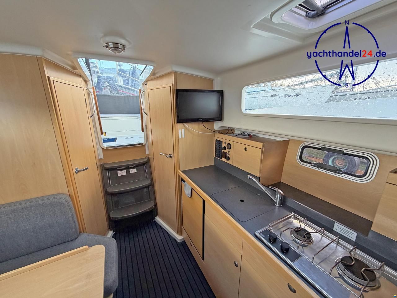 Delphia 800 Escape