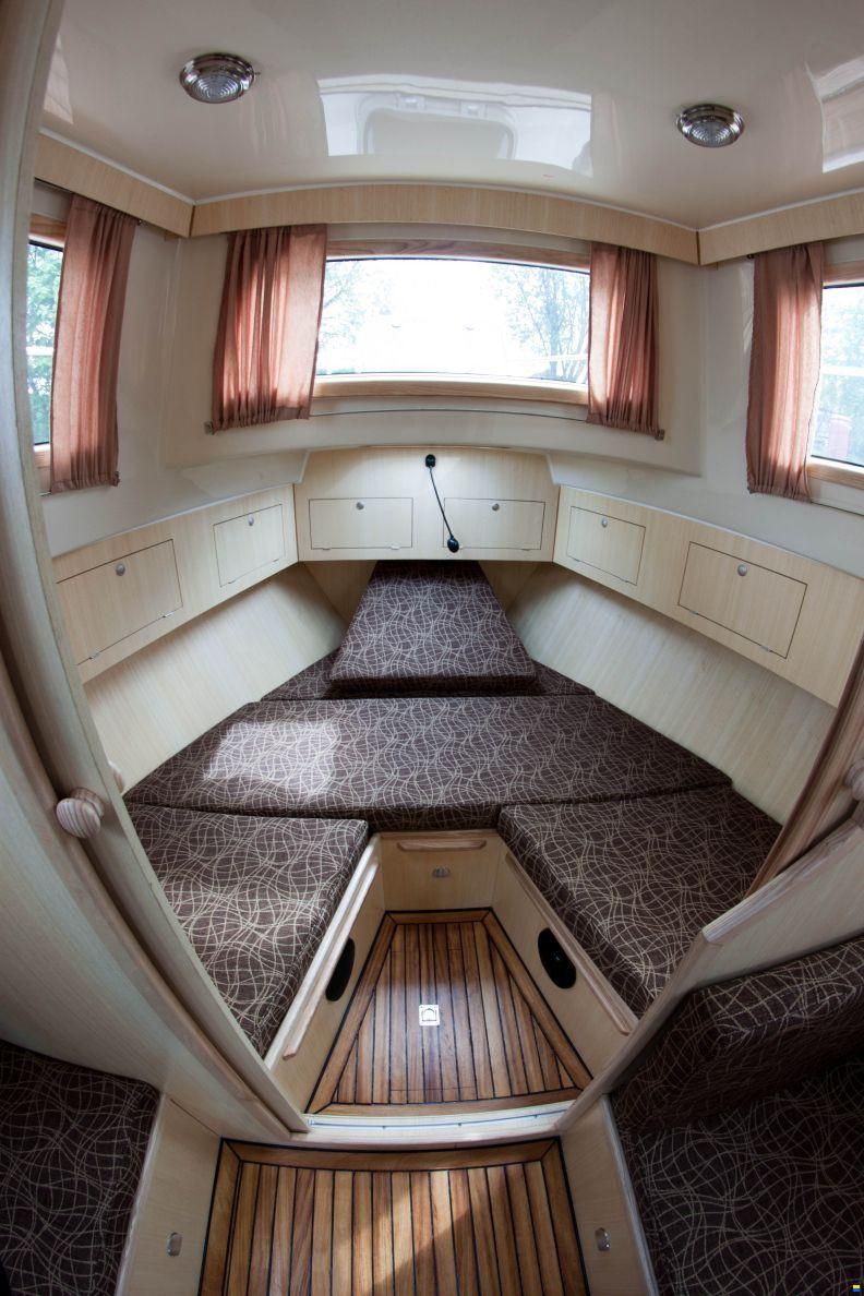 Vistula Cruiser 30